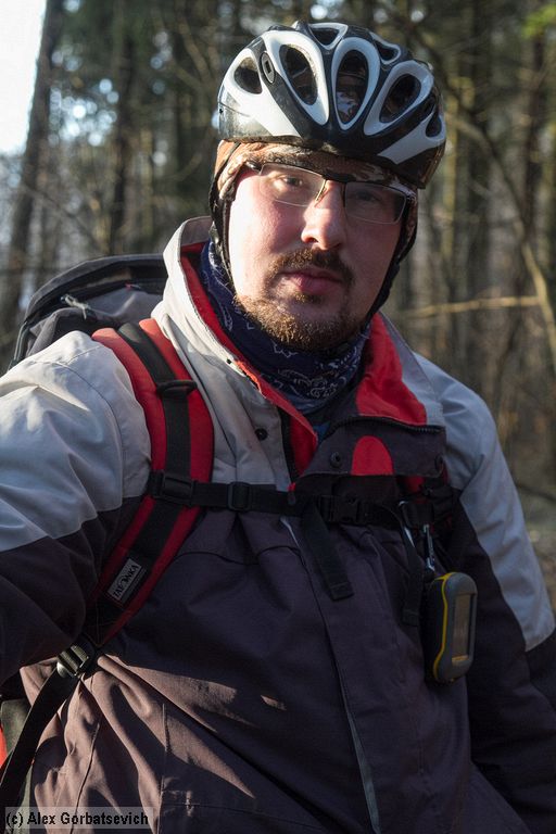 �������