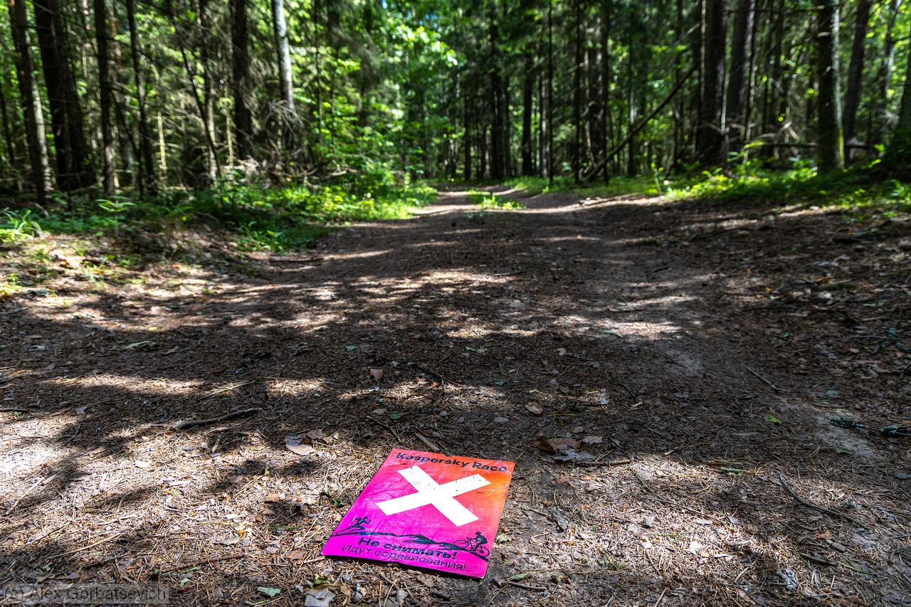 ���� ���