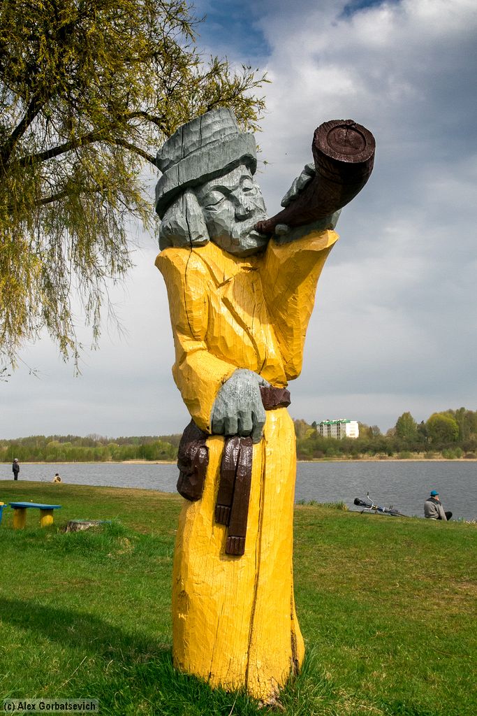 �������