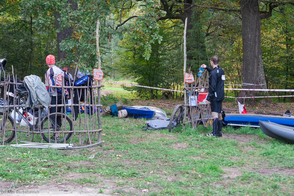 ���� � ��