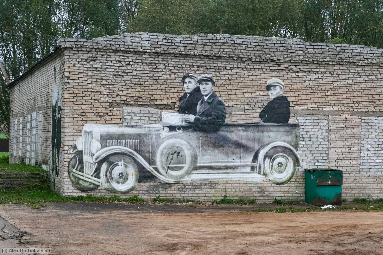 �������